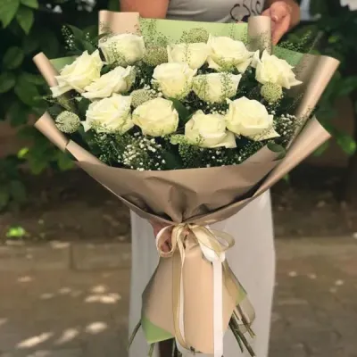 Zarif Beyaz Gül Buketi